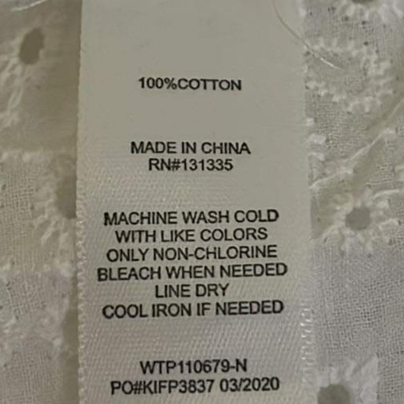 🆕️ NEW SOCIALITE Eyelet Square Neck Top In White Medium and Small avalable - Picture 4 of 4